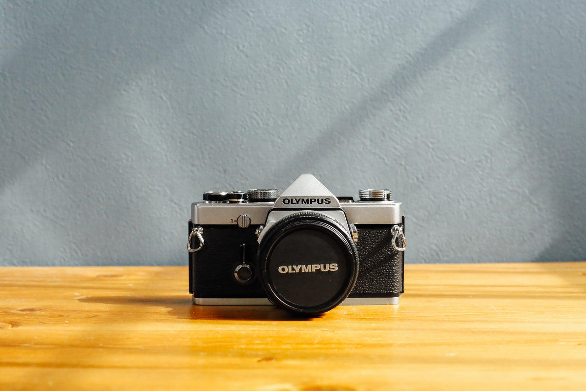 OLYMPUS OM1 美品　一眼レフフィルムカメラ オリンパス OM 1 ビンテージ 35mm 一眼レフ フィルム カメラ