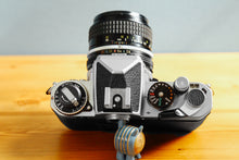 画像をギャラリービューアに読み込む, Nikon FE【完動品】