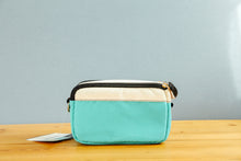 画像をギャラリービューアに読み込む, コンパクトカメラポーチ コファネット グリーン【新品】