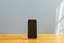 画像をギャラリービューアに読み込む, iPhone7.8.SE FUJI レトロな昔のロゴiPhoneケース❗️【新品】