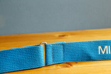 画像をギャラリービューアに読み込む, Minolta ブルーストラップ