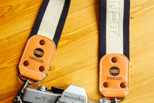 画像をギャラリービューアに読み込む, MINOLTA ストラップ(ネイビーxホワイト)