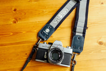 画像をギャラリービューアに読み込む, MINOLTA ストラップ(ネイビーxグレー)