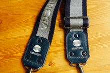 画像をギャラリービューアに読み込む, MINOLTA ストラップ(ネイビーxグレー)