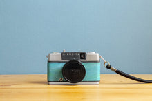 画像をギャラリービューアに読み込む, 5/25(水)20:00より販売開始 OLYMPUS PEN EE-2 水槽の中に🐟🍀【完動品】