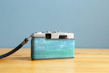 画像をギャラリービューアに読み込む, 5/25(水)20:00より販売開始 OLYMPUS PEN EE-2 水槽の中に🐟🍀【完動品】