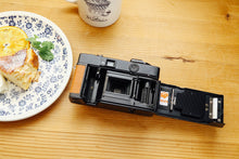 画像をギャラリービューアに読み込む, Konica C35EF 喫茶店のブレイクコーヒー☕️【完動品】
