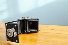 画像をギャラリービューアに読み込む, YASHICAFLEX AII型【完動品】【実写済み❗️】中判カメラ・状態◎
