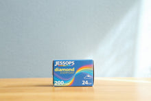 Load image into Gallery viewer, Diamond EVERYDAY200 35mm color negative film 24 shots Expired