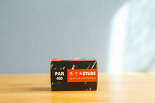 Load image into Gallery viewer, PAN400 35mm monochrome film 36 shots