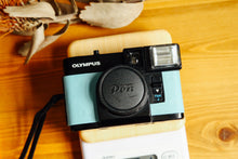 画像をギャラリービューアに読み込む, OLYMPUS PEN EF ソラとクモ🐳🌤【完動品】