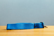 画像をギャラリービューアに読み込む, Minolta ブルーストラップ ロゴホワイト ヴィンテージ