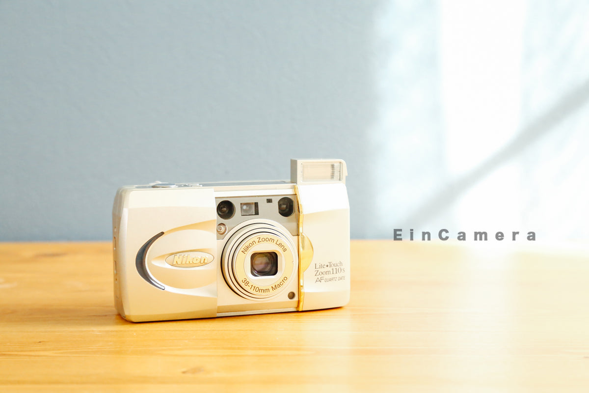 完動品】Nikon Lite Touch Zoom110s – Ein Camera