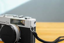 画像をギャラリービューアに読み込む, Konica C35 Flash Matic【完動品】状態◎