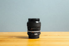 画像をギャラリービューアに読み込む, NIKKOR-P Auto 105mm F2.5(Ai改)【完動品】