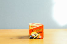 Load image into Gallery viewer, Lucky Super New 100 35mm color negative film 36 exposures Expired