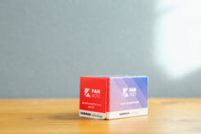 Load image into Gallery viewer, Kentmere 400 35mm monochrome film 36 shots