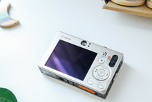 画像をギャラリービューアに読み込む, Canon IXY DIGTAL10【完動品】▪️オールドコンデジ▪️デジタルカメラ