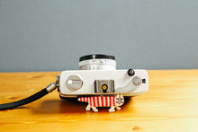 画像をギャラリービューアに読み込む, KONICA C35【完動品】