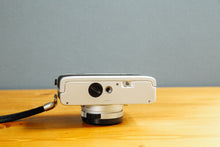 画像をギャラリービューアに読み込む, KONICA C35【完動品】