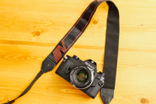 Load image into Gallery viewer, Nikon Strap Black x Red Vintage