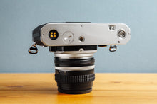 画像をギャラリービューアに読み込む, Nikon FE【完動品】