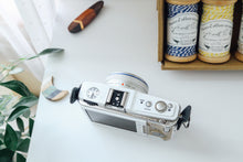 画像をギャラリービューアに読み込む, OLYMPUS E-P1【完動品】【実写済み❗️】▪️オールドコンデジ▪️デジタル一眼ミラーレスカメラ