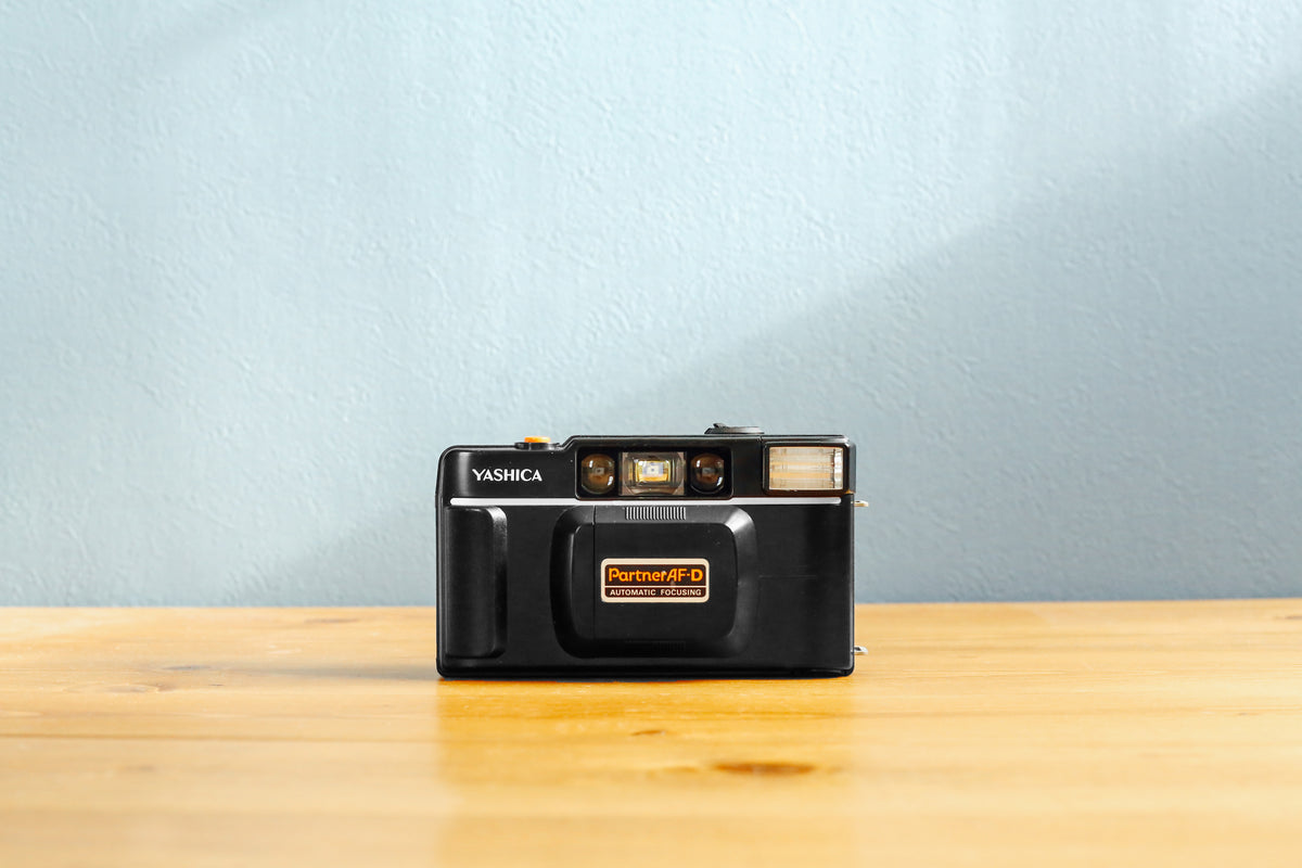 YASHICA 永い ヤシカ Partner AF-D フィルムカメラ 専用ケース付き