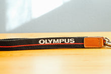 画像をギャラリービューアに読み込む, OLYMPUS レアストラップ❗️ヴィンテージ