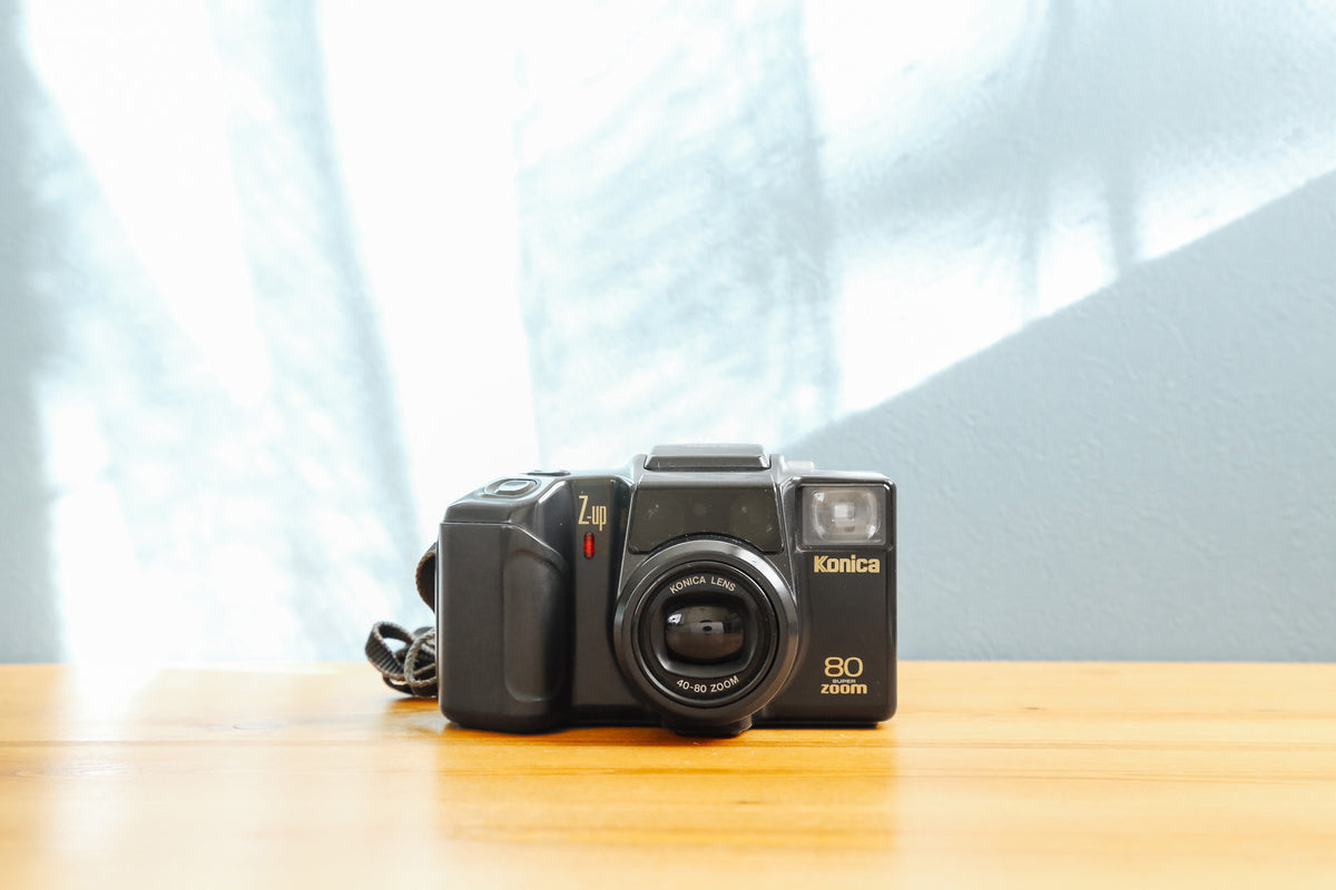 Konica Z-UP80 LMITED 限定カラー 完動品 コンパクトカメラ Konica Z-UP80 LMITED 限定カラー 完動品 コンパクトカメラ