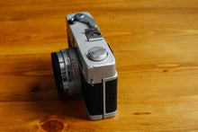 画像をギャラリービューアに読み込む, KONICA C35【完動品】