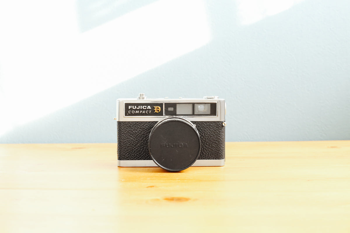 FUJICA COMPACT D【完動品】 – Ein Camera