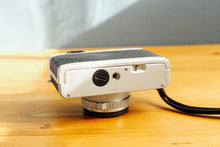 画像をギャラリービューアに読み込む, KONICA C35【完動品】