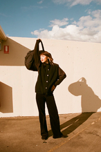 画像をギャラリービューアに読み込む, Mr. Negative Secret Sauce ✨35mmフィルム 36枚撮り ISO100 C-41現像 🎞｜シネマ風カラー【期限内/海外フィルム✈️】1本売り
