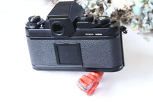 Load image into Gallery viewer, Nikon F3 ＆ Ai NIKKOR 50mm F1.4【完動品 / 超美品✨】 Nikon最高峰❗️フラッグシップフィルムカメラ📸
