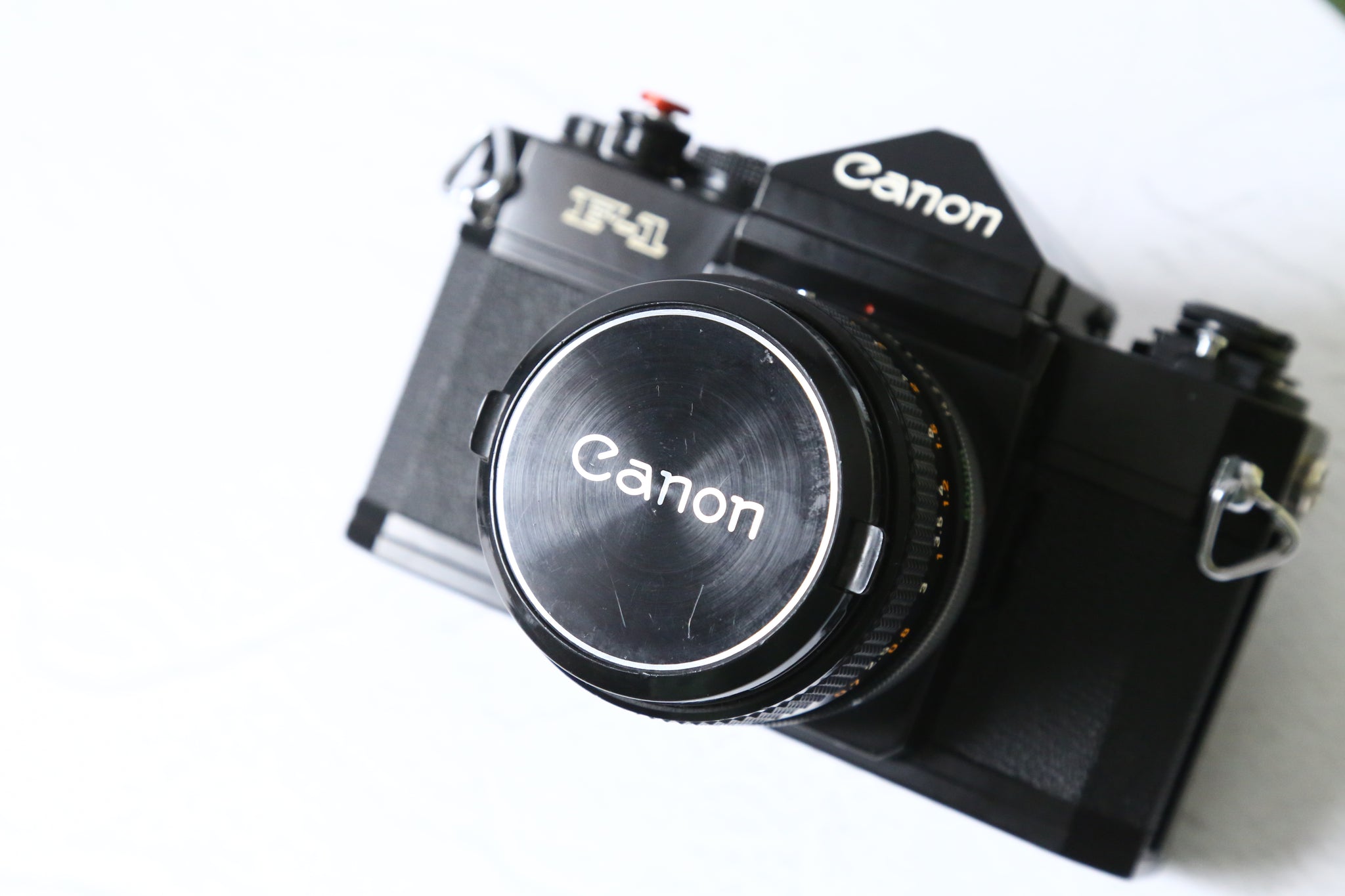 Canon 旧F-1 & FD50mmF1.4s.s.c【完動品】 – Ein Camera