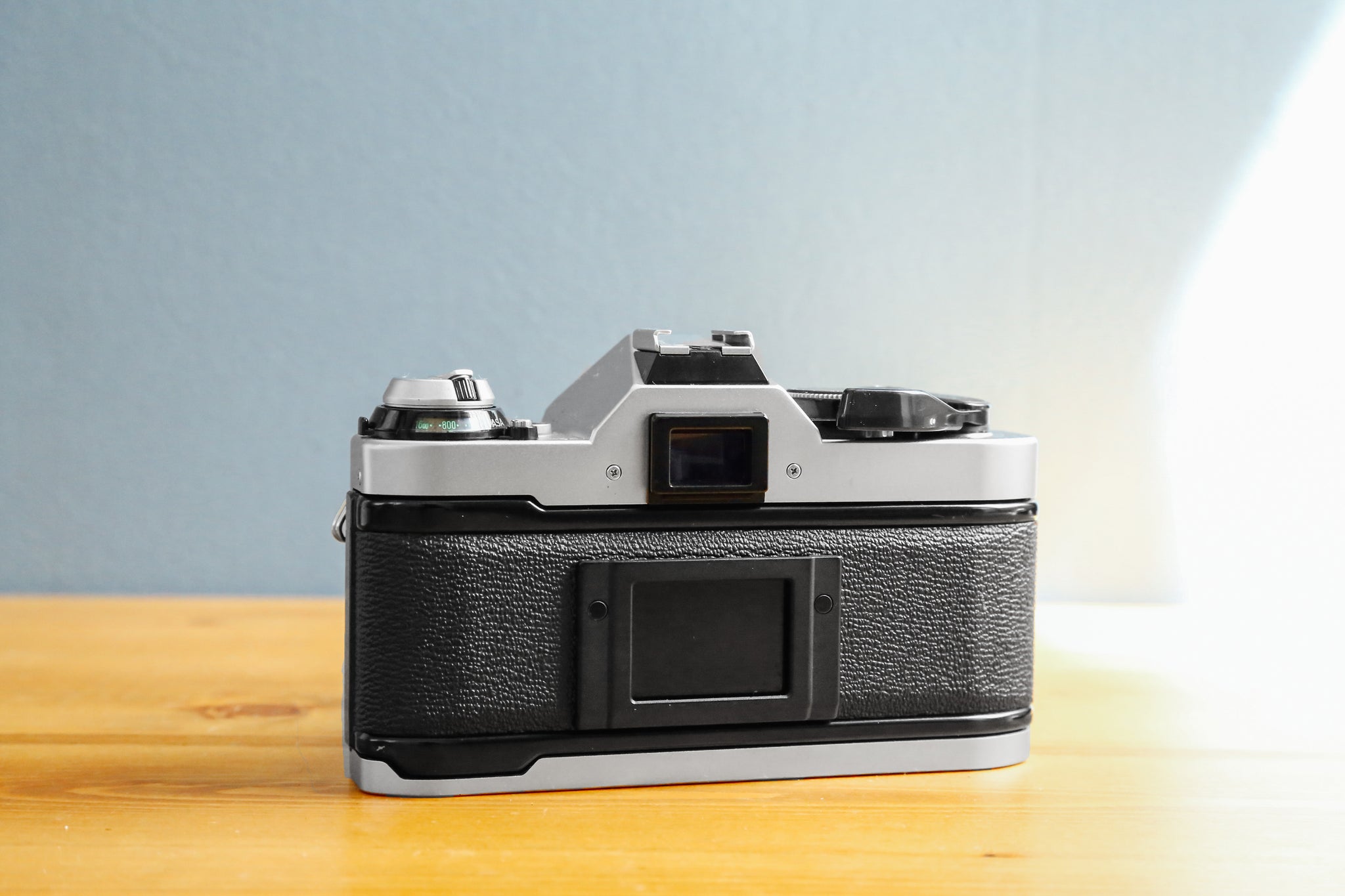 Canon AE-1PROGRAM [Finally working item] – Ein Camera