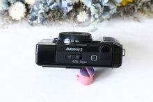 Load image into Gallery viewer, Canon Autoboy2【完動品】単三電池で動くコンパクトフィルムカメラ
