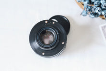 Load image into Gallery viewer, HELIOS-44M 58mm F2 M42 Screw Mount Lens【完動品】PENTAX SP/SPF/SV対応！バブルボケの名玉✨
