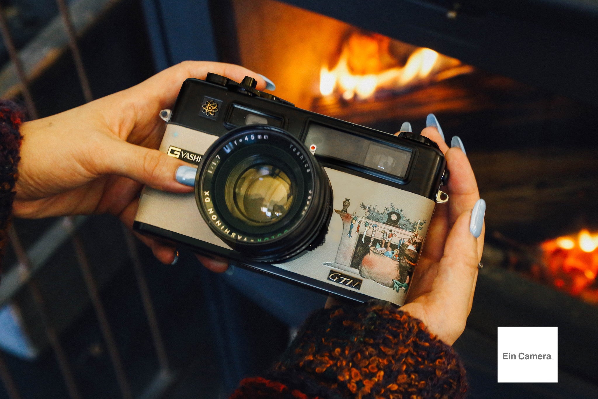 YASHICA Electro 35 GTN【完動品】クリスマス限定モデル🎄暖炉の前の夜