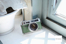 Load image into Gallery viewer, yashicaelectro35 eincamera
