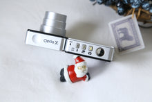 Load image into Gallery viewer, 希少❗️PENTAX OPTIO X 📷❗️画面が動く！近未来的なデザイン✨極上美品・CCD搭載・完動品【オールドデジカメ】
