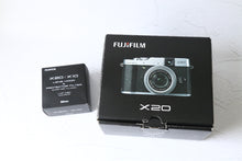 Load image into Gallery viewer, FUJIFILM X-20【完動品】▪️オールドコンデジ▪️デジタルカメラ
