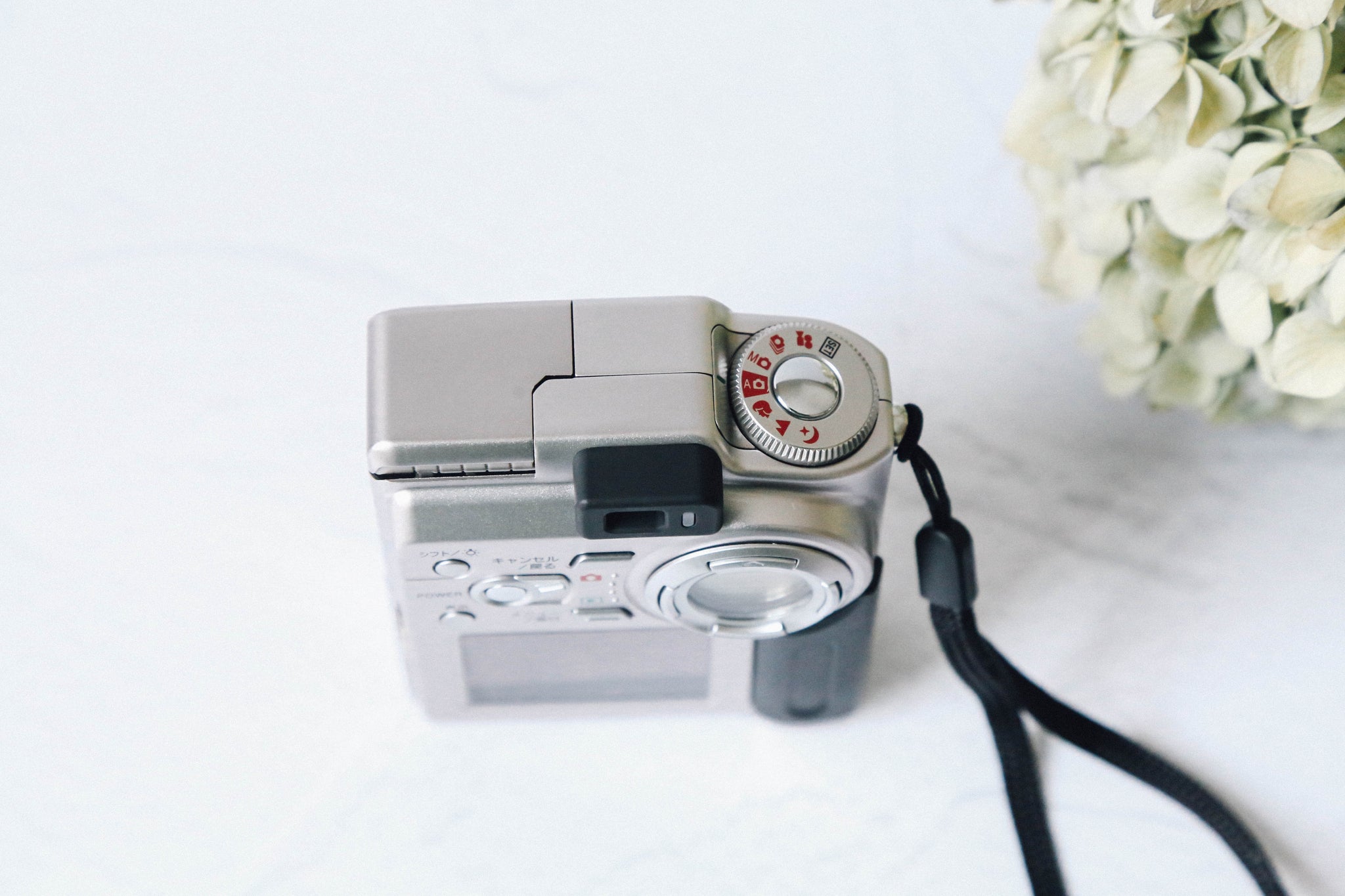 希少品】 FUJIFILM FinePix 4700Z 動作品