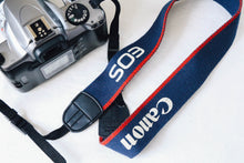 画像をギャラリービューアに読み込む, Canon EOS Kiss Lite【完動品】全自動一眼レフフィルムカメラ
