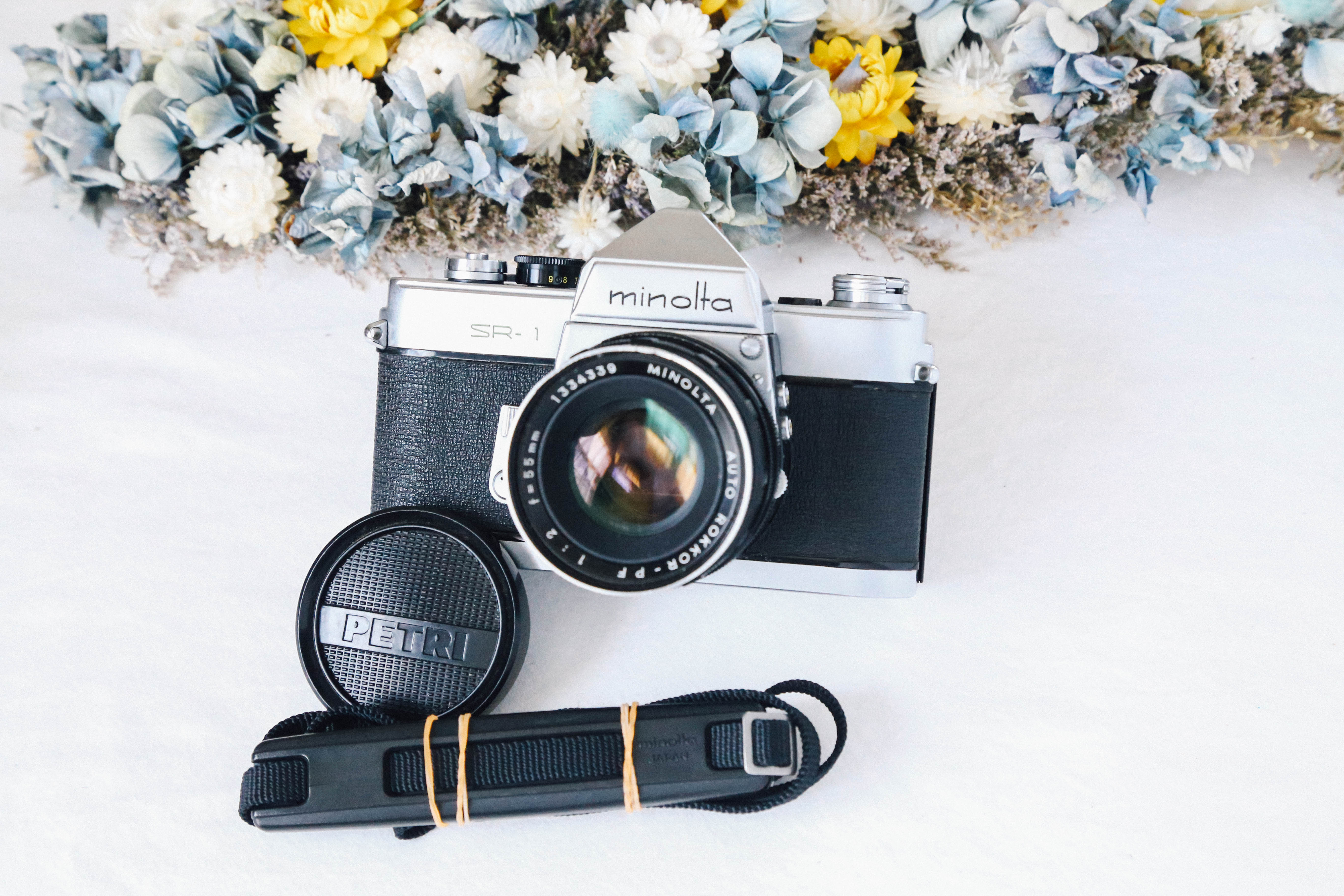 Minolta SR-1 一眼レフカメラ 50mmレンズ シンプル堅実な一眼レフ Minolta SR-1｜ema_photo