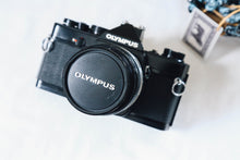 画像をギャラリービューアに読み込む, OLYMPUS OM-1 ブラックボディ ✨明るいパンケーキレンズ付き【完動品】🐦‍⬛🥞
