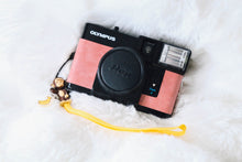 Load image into Gallery viewer, OLYMPUS PEN EF Cherry Blossom🦩【完動品】フラッシュ付きハーフカメラ
