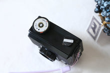 画像をギャラリービューアに読み込む, RICOH AUTO HALF SL かなり希少✨ブラックボディ⚫️F1.7レンズ搭載 ハーフサイズフィルムカメラ【完動品】
