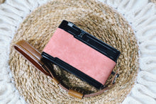 Load image into Gallery viewer, OLYMPUS PEN EF Cherry Blossom🦩【完動品】フラッシュ付きハーフカメラ
